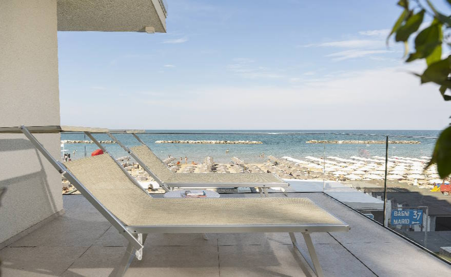 media.Camera-Comfort-plus-balcone-50