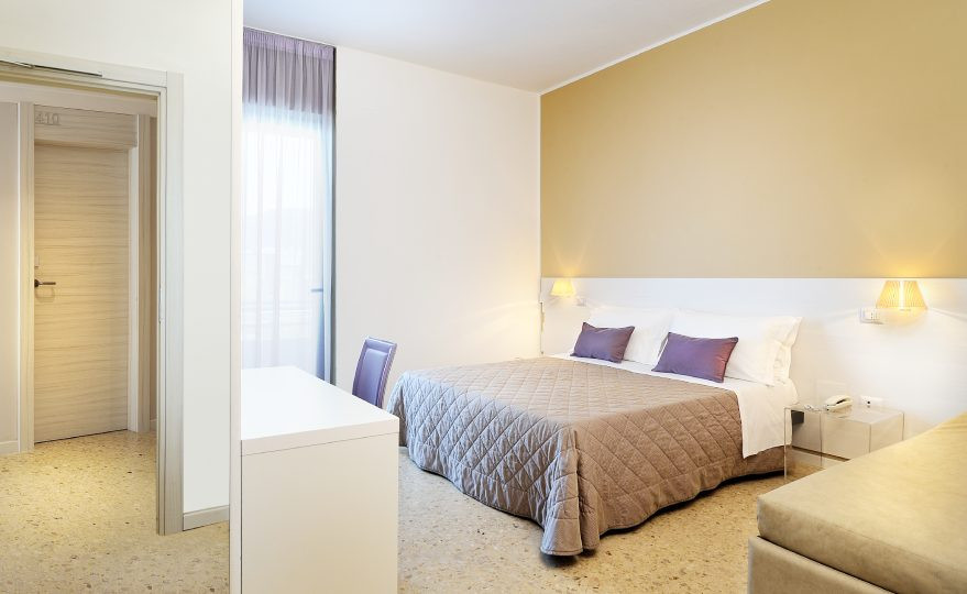 media.Camera_Comfort_Gallery_Delle_Nazioni (1)