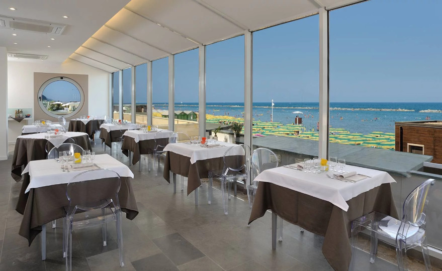 media.sala_ristorante_Delle_Nazioni (1)