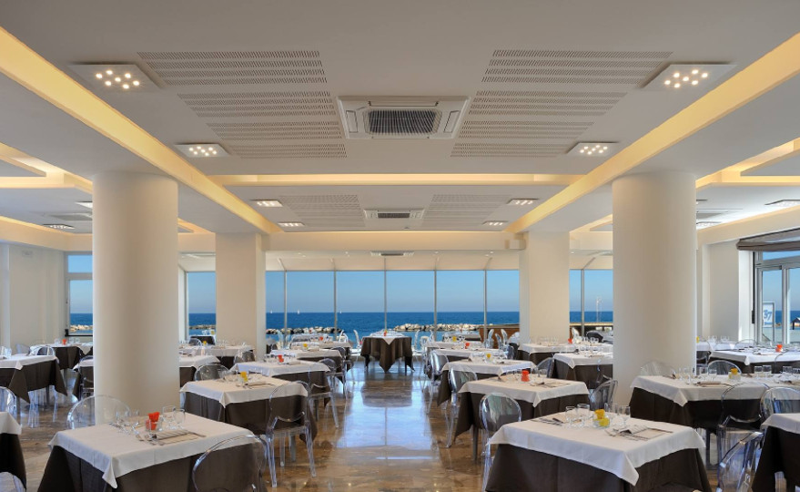 media.Sala_ristorante_Delle_Nazioni (2)