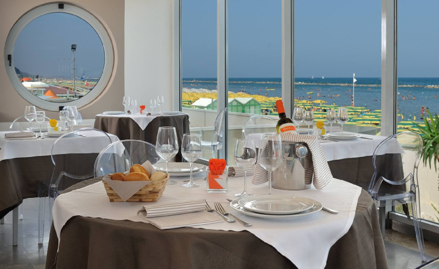 media.Sala_Ristorante_Delle_Nazioni (3)