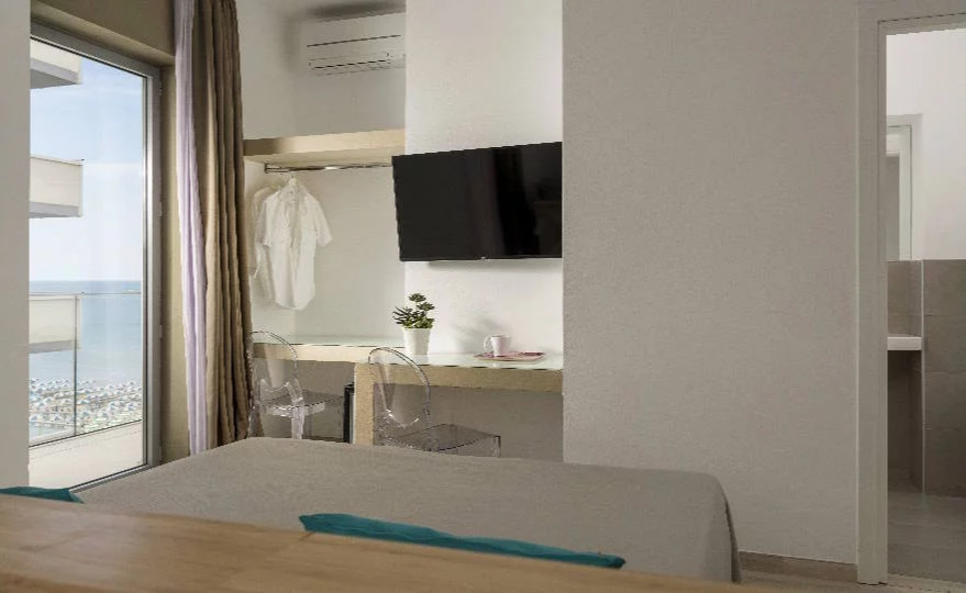 media.Camera-family-39