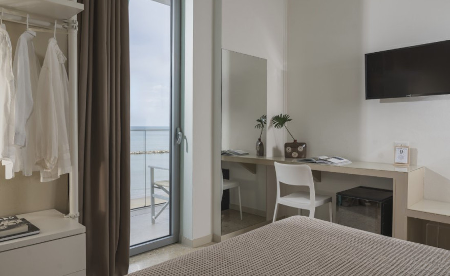 media.Camera_Superior_Fronte_Mare_Hotel_Delle_nazioni_pesaro