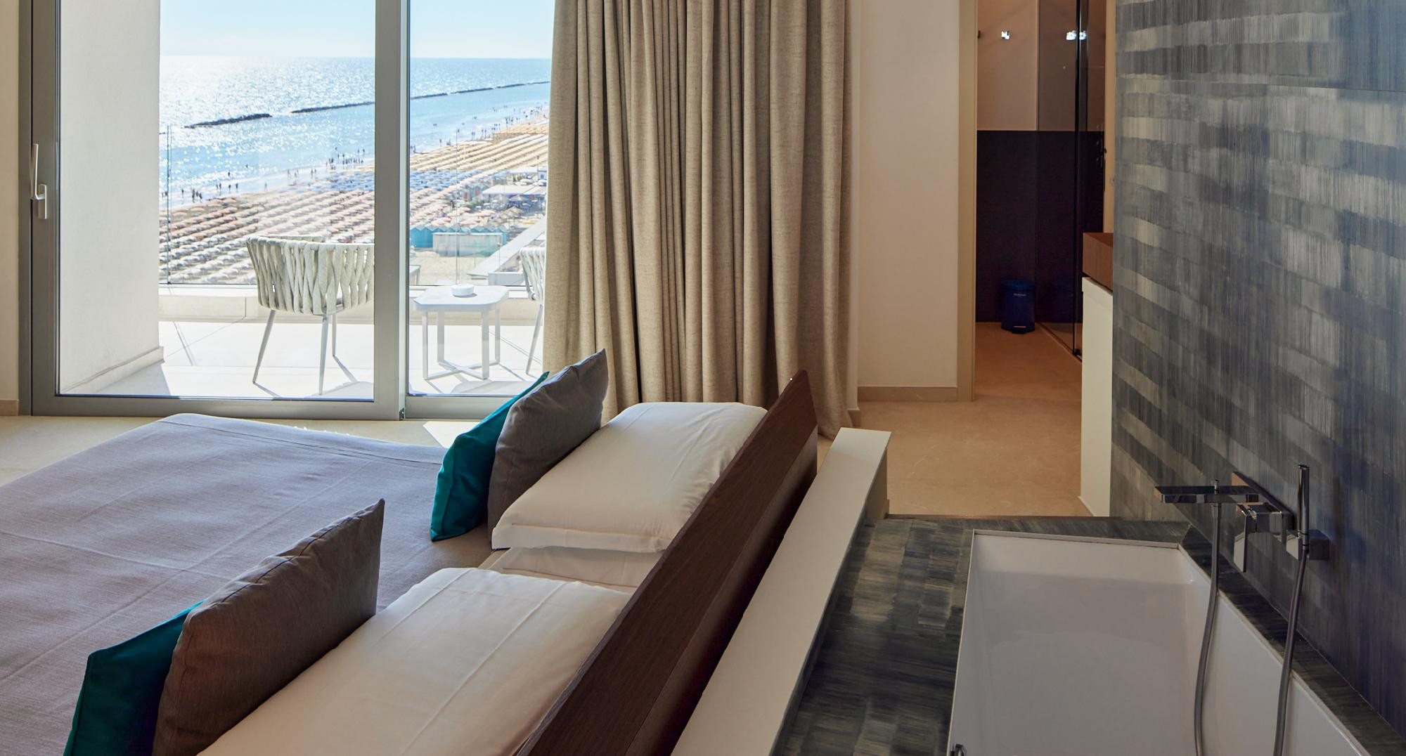 media.Family_Deluxe_Cielo_Mare_Delle_Nazioni_Pesaro (1)